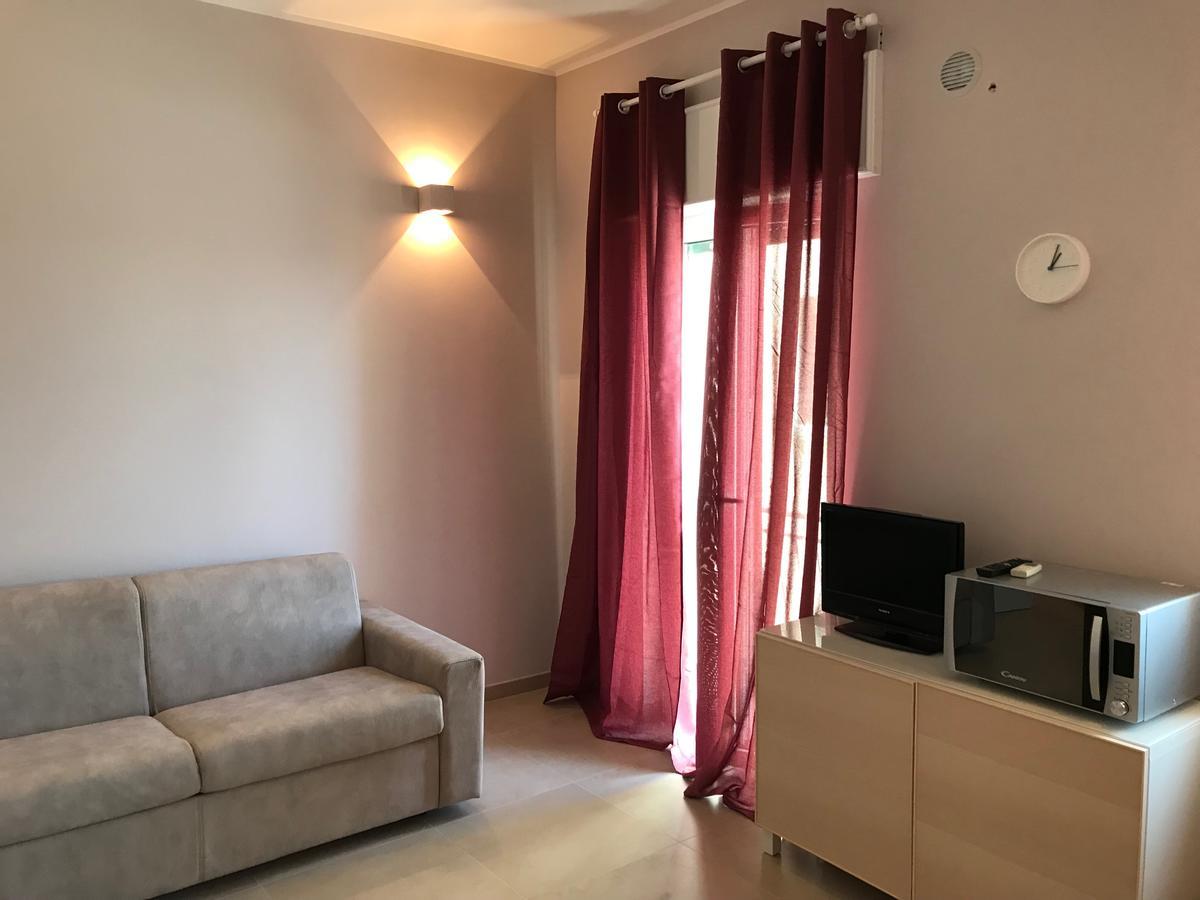 אוסטוני Apartment Antonella מראה חיצוני תמונה